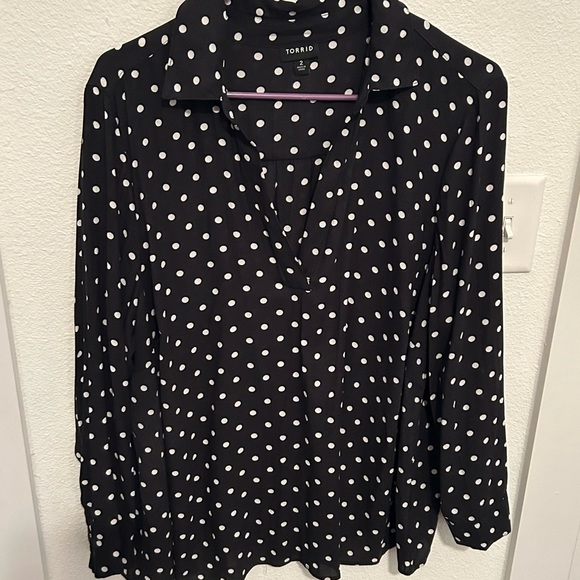 Torrid Georgette Size 2 Blouse - Picture 2 of 4